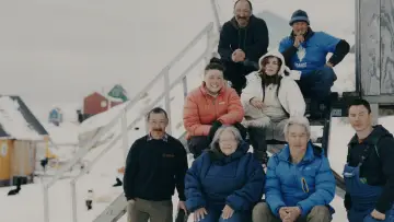Задник до фільму "L