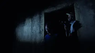 Задник до фільму "As noites ainda cheiram á pôlvora" #1015857