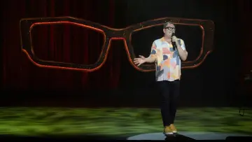 Задник до фильму"Alan Carr: Regional Trinket" #984723