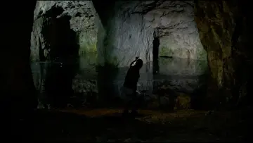 Задник до фильму"Round the Decay" #976103