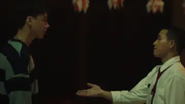 Задник до фильму"เทอม 3" #683322