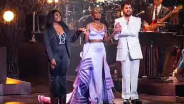 Задник до фільму "Cynthia Erivo & Friends: A New Year