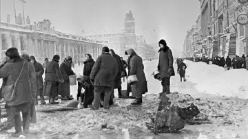 Задник до фільму "Leningrad. Stimmen einer belagerten Stadt" #984494