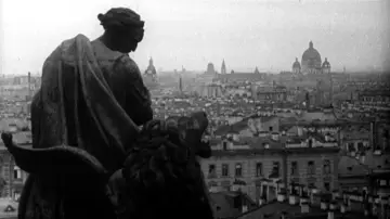 Задник до фільму "Leningrad. Stimmen einer belagerten Stadt" #984503