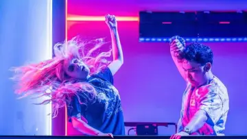 Задник до фільму "Next to Normal" #622436