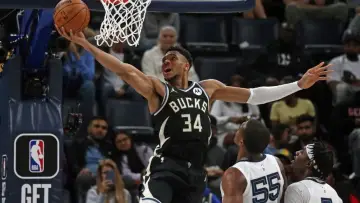 Задник до фильму"Giannis: The Marvelous Journey" #413290