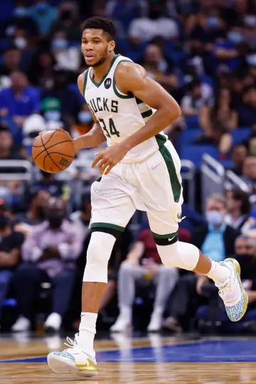 Постер до фильму"Giannis: The Marvelous Journey" #413291