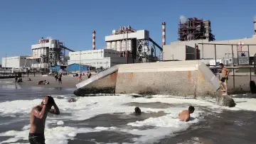 Oasis постер