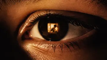 Задник до фільму "The Lens Within Me" #1294194