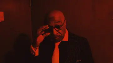 Задник до фільму "Swamp Dogg Gets His Pool Painted" #1015120