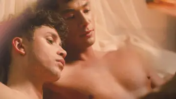 Задник до фильму"Boys on Film 24: Happy Endings" #1015087