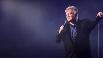 Задник до фільму "Stewart Lee, Basic Lee: Live at The Lowry" #985021