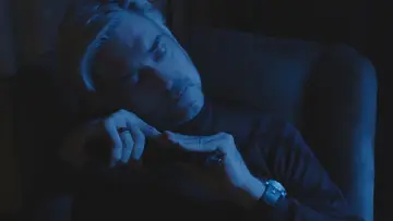 Задник до фільму "Cold Blooded Love" #1058321