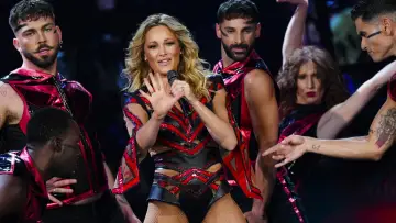 Задник до фильму"Helene Fischer - Rausch Live - Die Arena Tour" #353194