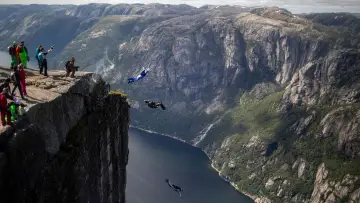 Задник до фильму"Fly" #700492