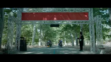 Задник до фільму "Invasión" #487202