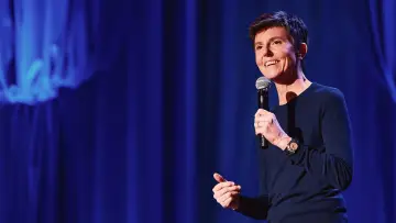 Задник до фильму"Tig Notaro: Hello Again" #443514