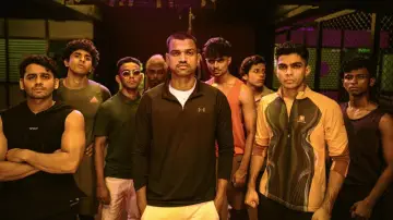 Задник до фильму"ആലപ്പുഴ ജിംഖാന" #722008