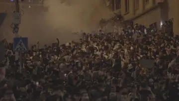 Задник до фільму "Tear Gas" #1212306