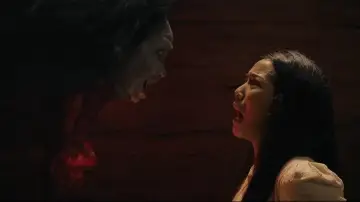 Задник до фильму"Kuyang: Sekutu Iblis Yang Selalu Mengintai" #369389