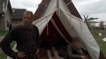 Задник до фільму "Rechtsextreme in der Wikingerszene" #356654