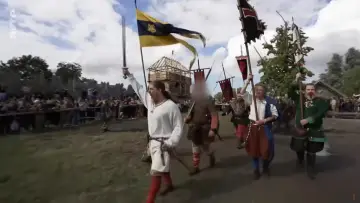 Задник до фільму "Rechtsextreme in der Wikingerszene" #356664