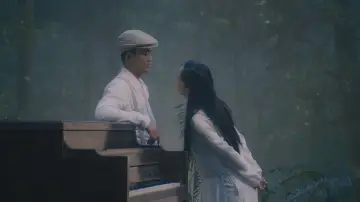Задник до фільму "Đào, Phở và Piano" #409998