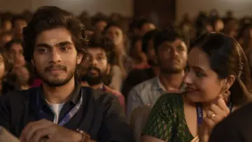 Задник до фільму "മോളിവുഡ് ടൈംസ്" #828689