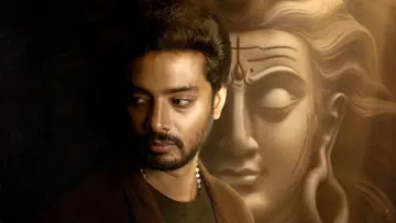 Задник до фильму"அதோமுகம்" #1049338
