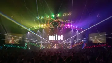 Задник до фільму "milet live at 日本武道館" #413763