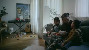 Задник до фильму"Old Miss" #415589