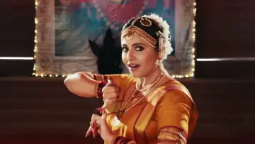 Задник до фильму"గీతాంజలి మళ్లీ వచ్చింది" #401785