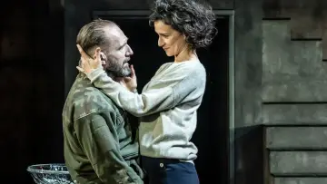 Задник до фільму "National Theatre Live: Macbeth" #786532