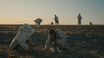 Задник до фільму "ᐅᐃᒃᓴᕆᙱᑕᕋ" #1570519