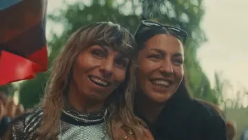 Задник до фильму"The Lesbian Bar Project: FLINTA" #1086363