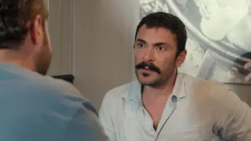 Задник до фільму "Biz Ayrılamayız" #1086406