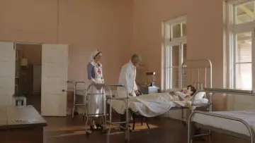 Задник до фильму"Sindell