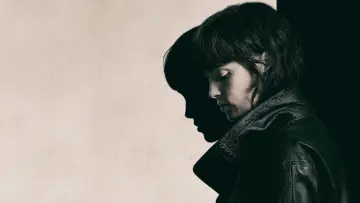 Задник до фільму "Вона в пітьмі йде" #606323