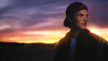Задник до фильму"Avicii: Я — Тім" #705635