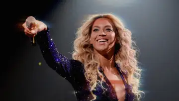 Задник до фильму"Call Me Country: Beyoncé & Nashville
