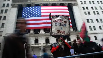 Задник до фильму"America