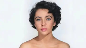 Задник до фильму"Elizabeth Taylor: The Lost Tapes" #1105434