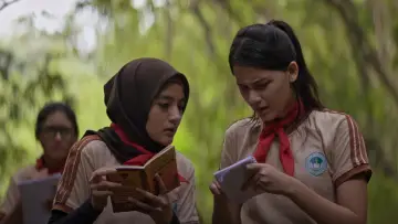 Задник до фильму"Kemah Terlarang: Kesurupan Massal" #935667