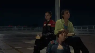 Задник до фильму"Халамидник" #533653