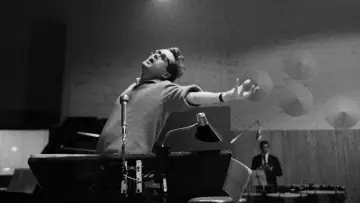 Задник до фильму"Il était une fois Michel Legrand" #534866