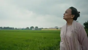 Задник до фільму "Bila Esok Ibu Tiada" #666586