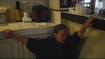 Задник до фільму "Bila Esok Ibu Tiada" #666591
