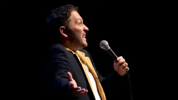 Задник до фильму"Jon Richardson: The Knitwit" #1114005