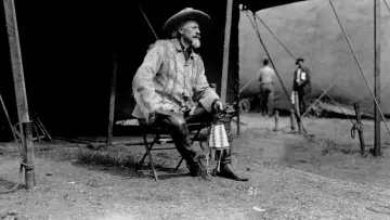 Задник до фільму "Buffalo Bill – Erfinder des Wilden Westens" #1114208
