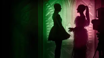 Задник до фильму"Наперекір труднощам: Підіймаємо завісу над «Wicked: Чародійкою»" #943288